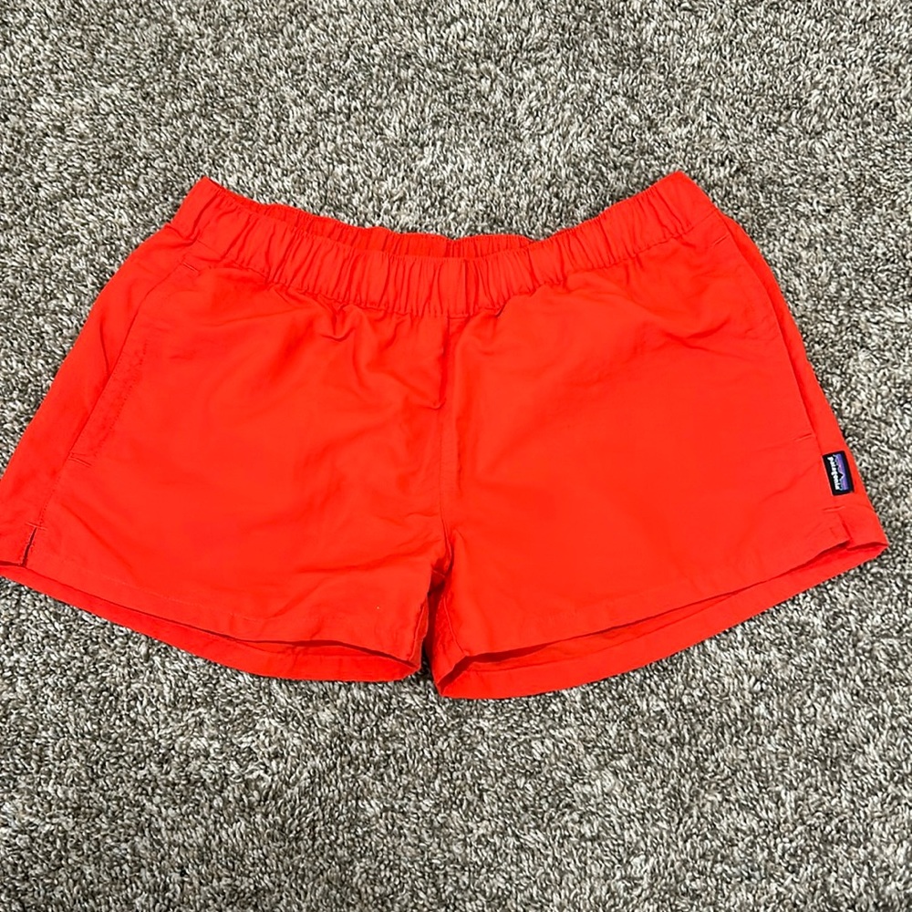 Patagonia shorts with pockets